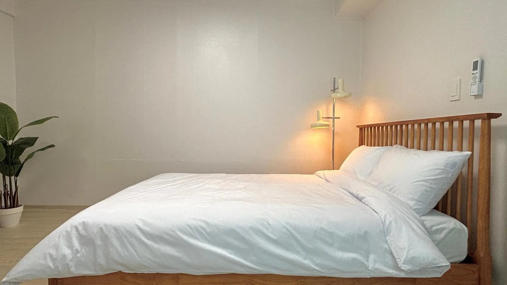 Bed & Breakfast Bed and Breakfast Around The Corner Seul Corea del Sud