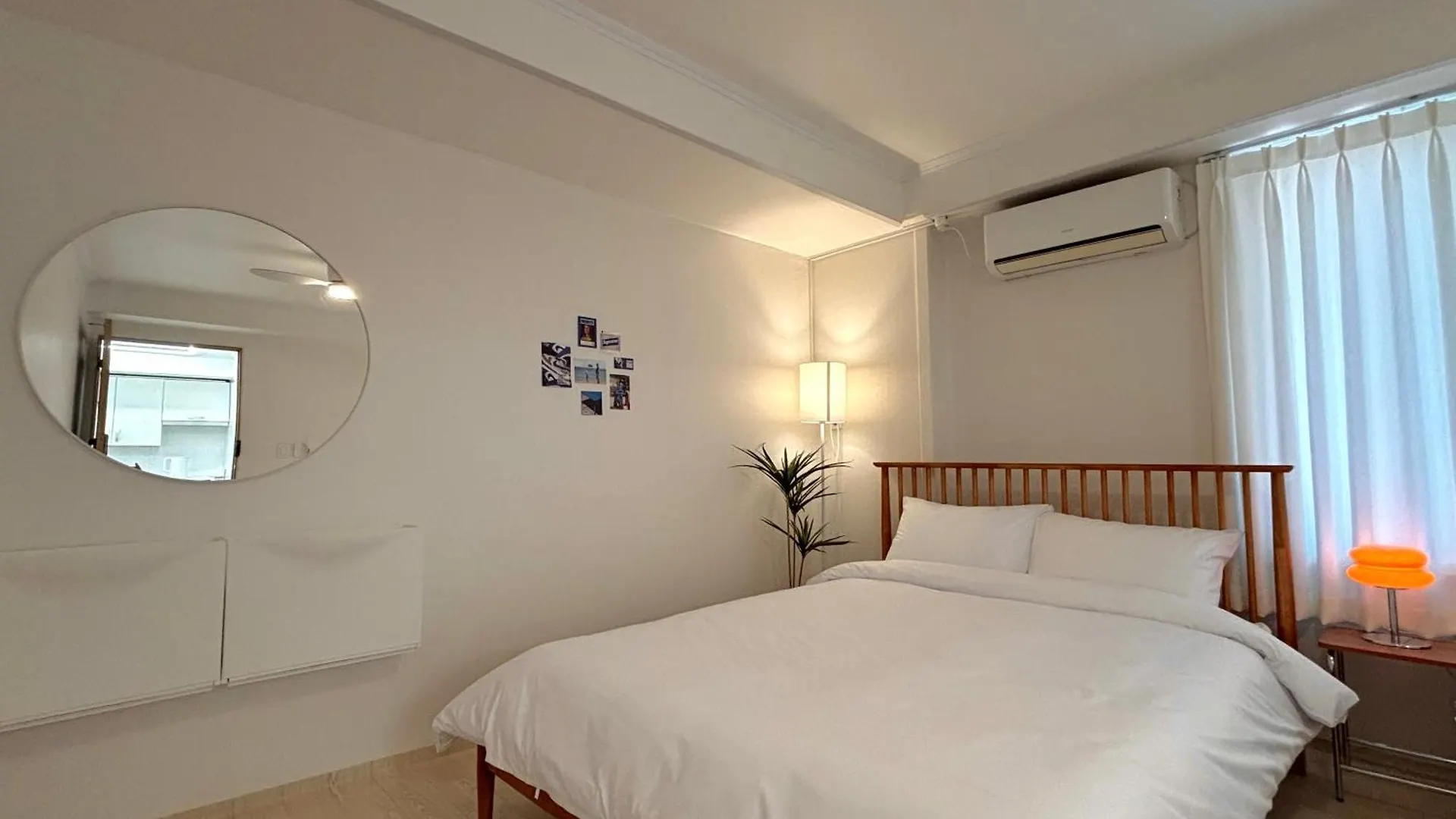 Bed and Breakfast Around The Corner Seul 0*,  Corea del Sud