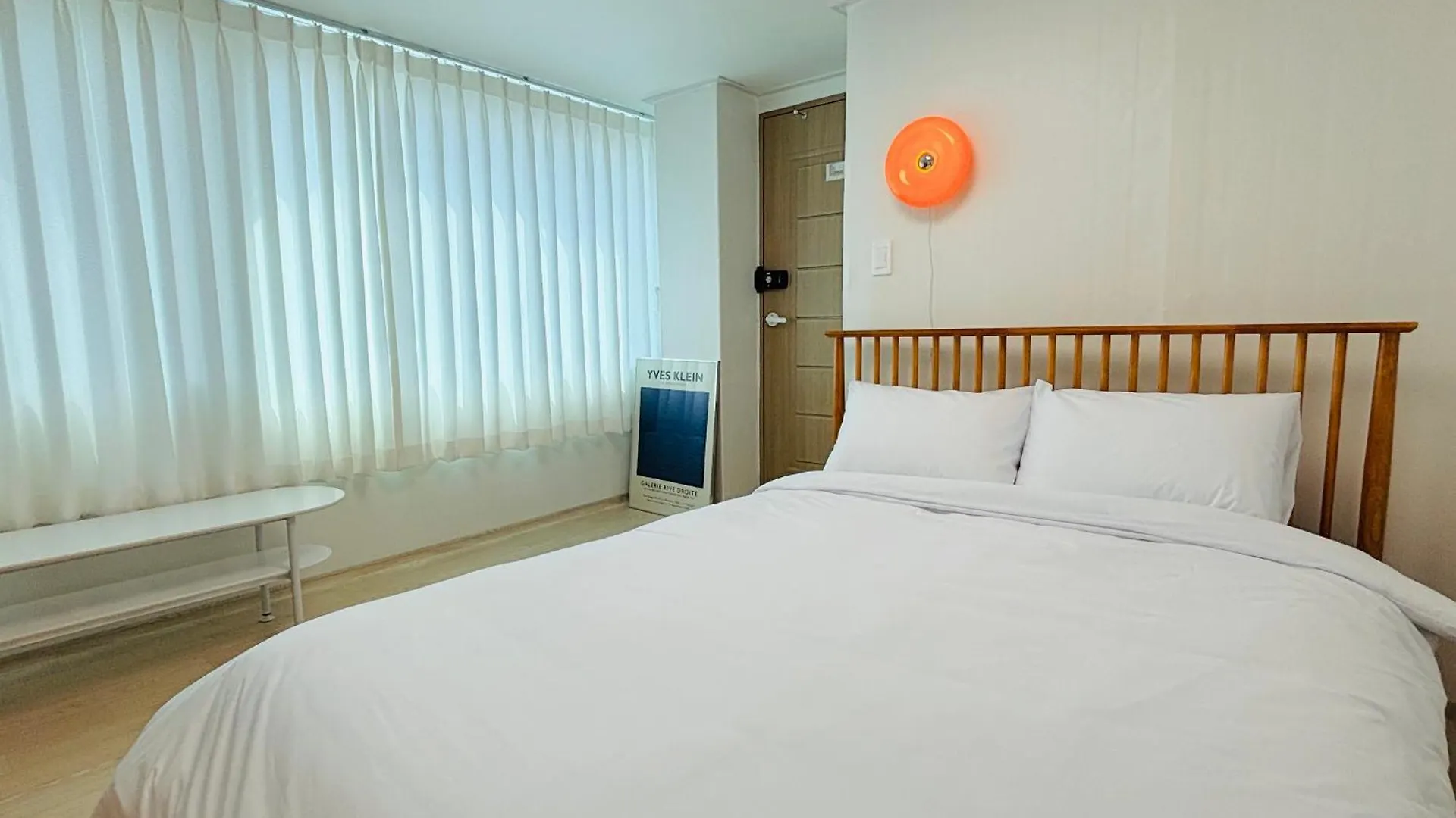 Bed and Breakfast Around The Corner Seul Bed & Breakfast